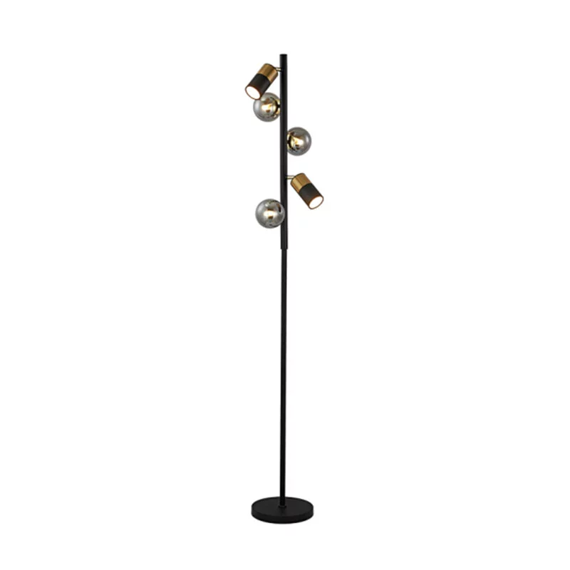 Gulvlampe til spisestue 1